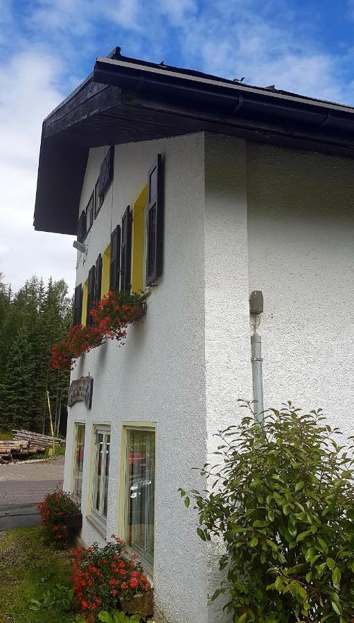 Hotel Ristorante Genzianella Madonna Kültér fotó